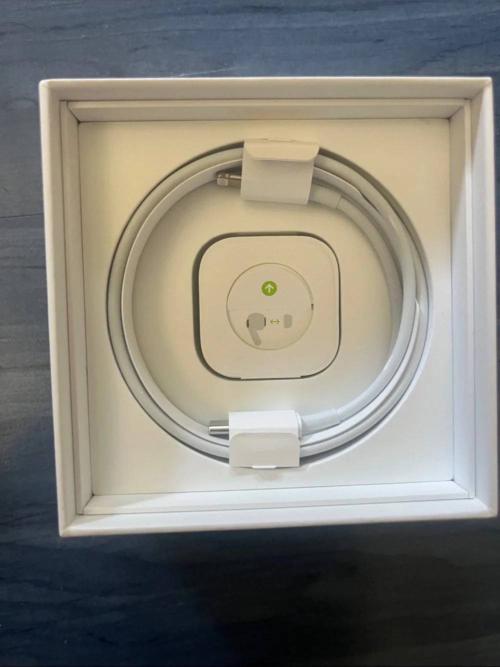 Apple AirPods Pro - White True Wireless Noise-Cancelling Earbuds
